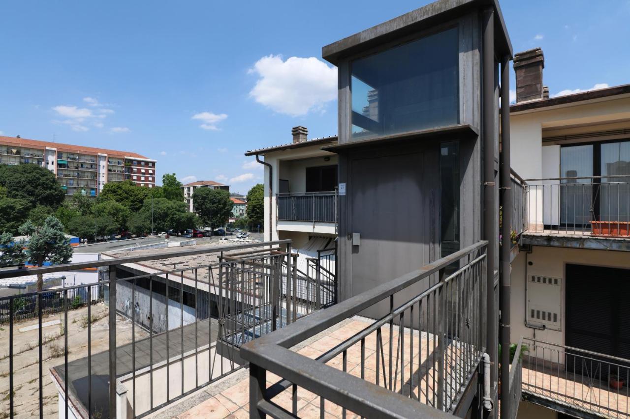 Apartmán Primopiano - Euclide Milán Exteriér fotografie